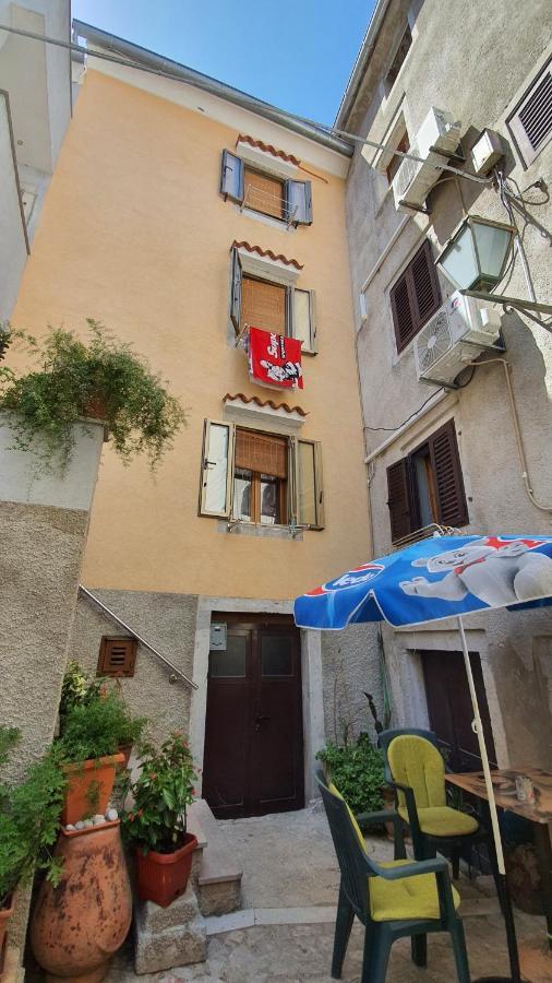Franceska Apartmani Cres Exteriér fotografie