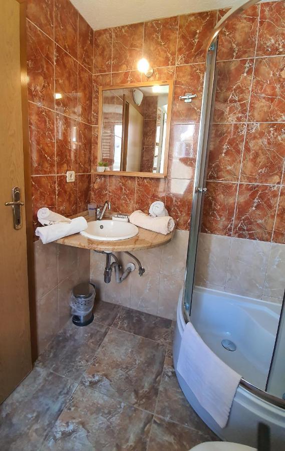 Franceska Apartmani Cres Exteriér fotografie