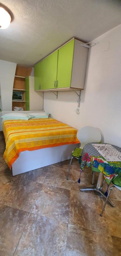 Franceska Apartmani Cres Exteriér fotografie