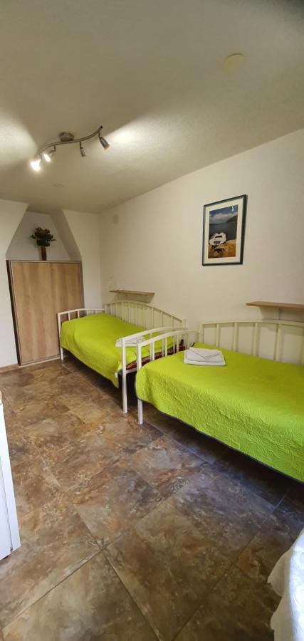 Franceska Apartmani Cres Exteriér fotografie